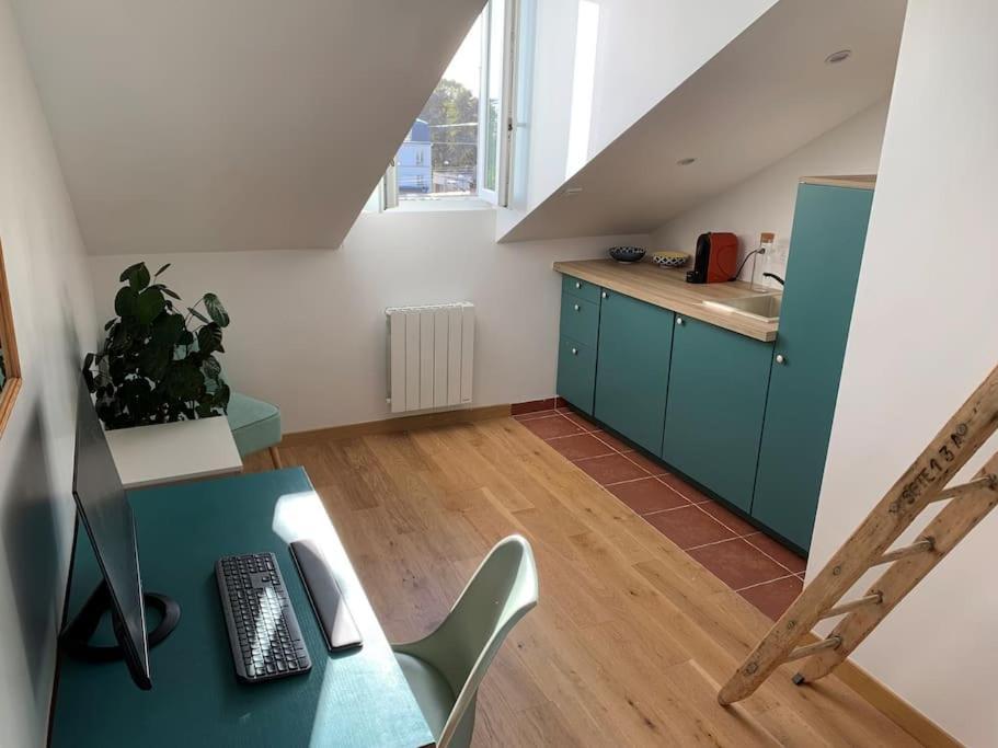 Charmant Studio A Proximite De La Gare Rer A Chatou Εξωτερικό φωτογραφία