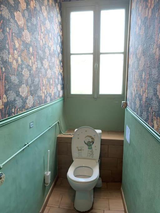 Charmant Studio A Proximite De La Gare Rer A Chatou Εξωτερικό φωτογραφία